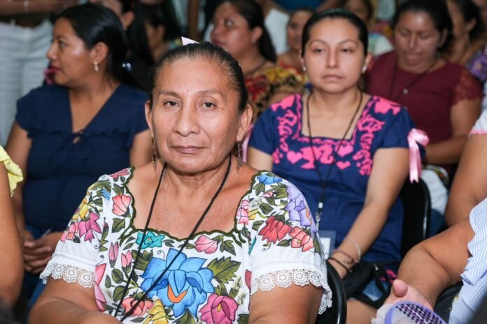 Artesanas y artesanos se capacitan en liderazgo y finanzas empresariales