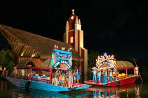 Celebra el amor por México en mayo en Xoximilco por Xcaret