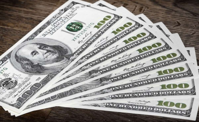 Dólar