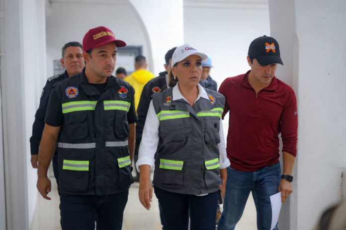 Las autoridades apoyan a los ciudadanos por las fuertes lluvias
