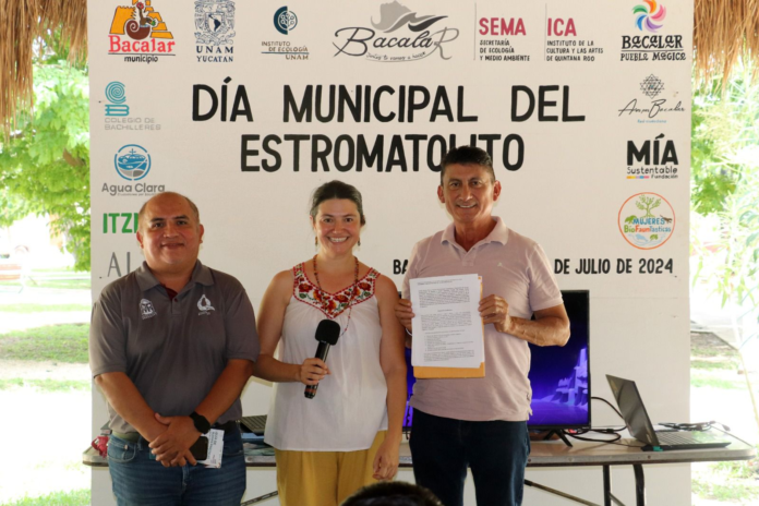 Ayuntamiento de Bacalar y “Chepe” Contreras reafirman su compromiso por la preservación y protección de los estromatolitos