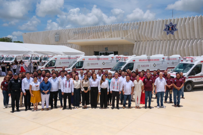 Recibe Mara Lezama 31 ambulancias de urgencias y cuidados intensivos para fortalecer la atención pre hospitalaria en Quintana Roo
