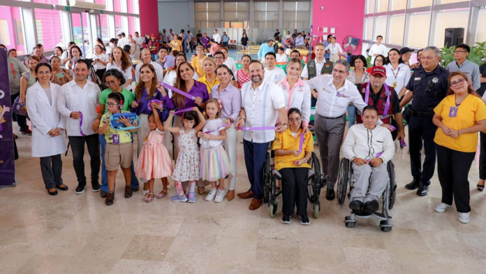 Celebra Ana Paty Peralta reinauguración de la tercera clínica de discapacidad y autismo del Crit Quintana Roo