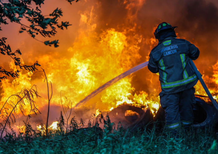 Confinado incendio en el antiguo relleno sanitario
