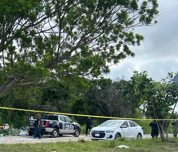 Tiran cuerpo embolsado en un área verde de Azul Bonampak