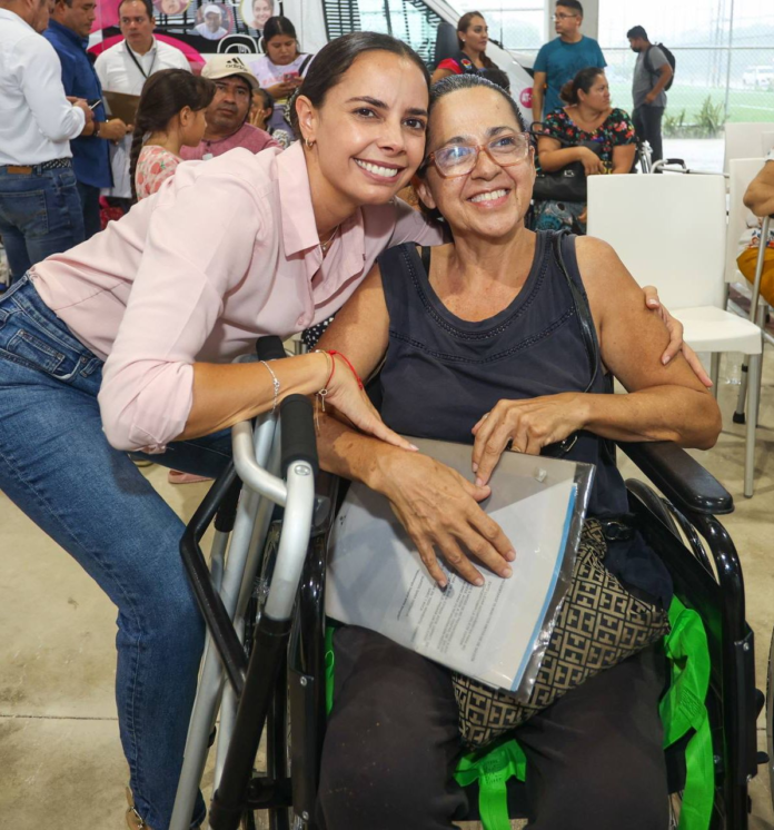 Garantiza Ana Paty Peralta bienestar de las mujeres
