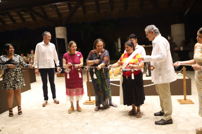 Inauguran exposición de jaguares en Hotel Xcaret Arte: Un tributo al trabajo de mujeres artesanas