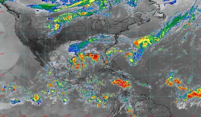 Se pronostican lluvias intensas en siete estados de México
