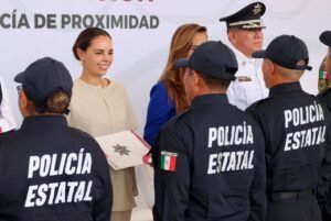 Ana Paty Peralta acude a la graduación de 101 elementos del curso “Formación Inicial para Policía de Proximidad”